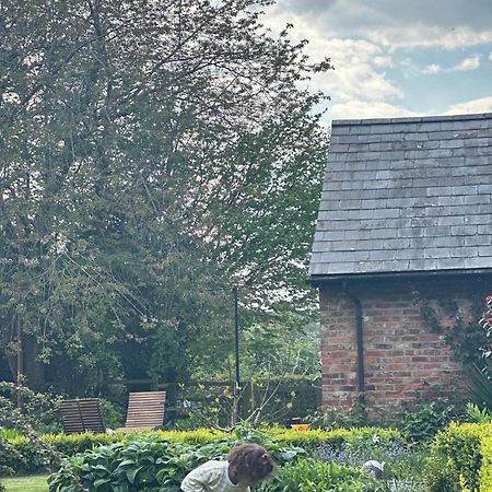 The Guesthouse At Old Vicarage Tarporley Esterno foto